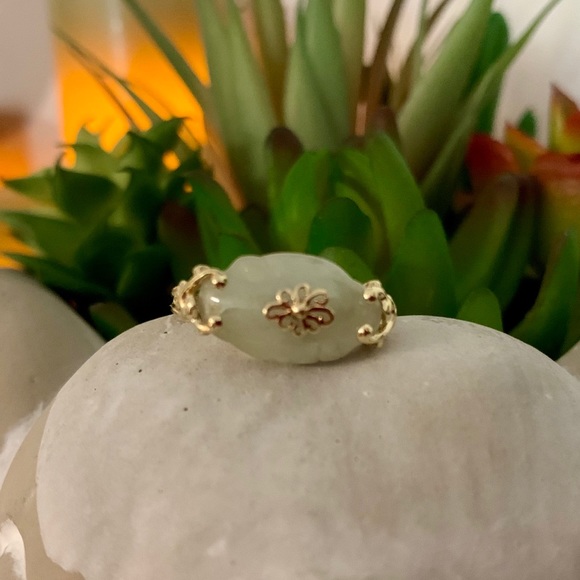 SOLD ~ Nephrite Jade East West Ring, 14k Gold - Picture 5 of 11